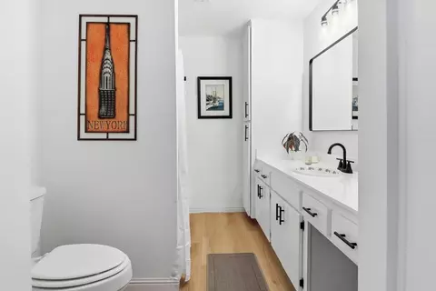 Bath - 1039 Plover Way, Oceanside, CA 92057 photo 2 of 4
