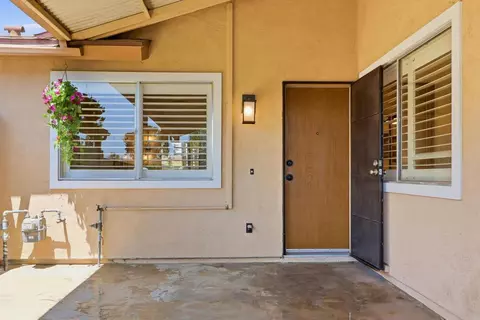 Exterior - 1039 Plover Way, Oceanside, CA 92057 photo 2 of 4