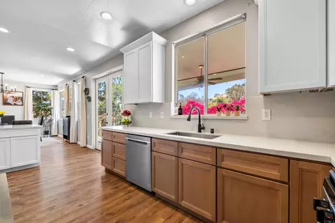 Kitchen - 259 Lucia Way, Oceanside, CA 92057 photo 2 of 3