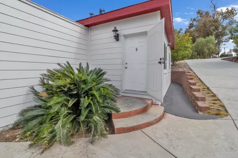 Exterior - 441 Rancho Santa Fe Rd, Encinitas, CA 92024 photo 11 of 18