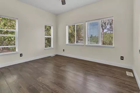 Bedroom - 441 Rancho Santa Fe Rd, Encinitas, CA 92024 photo 1 of 4