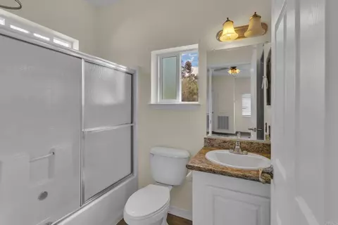 Bath - 441 Rancho Santa Fe Rd, Encinitas, CA 92024 photo 6 of 6