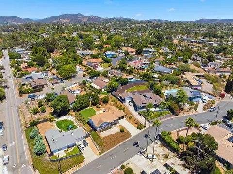 View/Area - 212 Casper Ln, Vista, CA 92084 photo 14 of 15