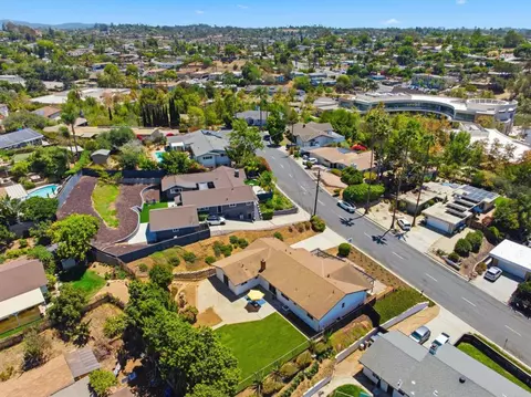 View/Area - 212 Casper Ln, Vista, CA 92084 photo 8 of 15