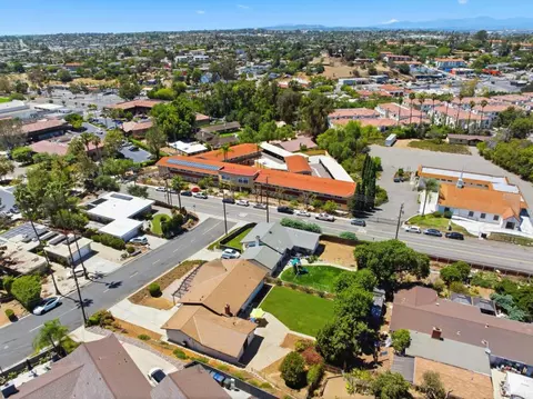 View/Area - 212 Casper Ln, Vista, CA 92084 photo 10 of 15