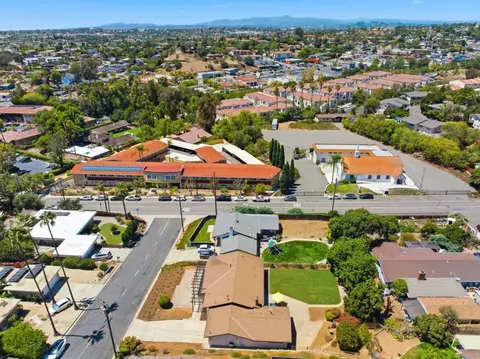 View/Area - 212 Casper Ln, Vista, CA 92084 photo 11 of 15