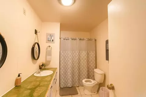 Bath - 37076 Calico Blvd, Yermo, CA 92398 photo 1 of 2