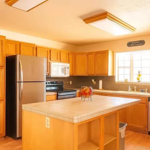 Kitchen - 37076 Calico Blvd, Yermo, CA 92398 photo 2 of 2