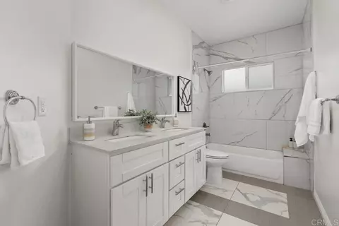 Bath - 2016 Winchester St, Oceanside, CA 92054 photo 2 of 5