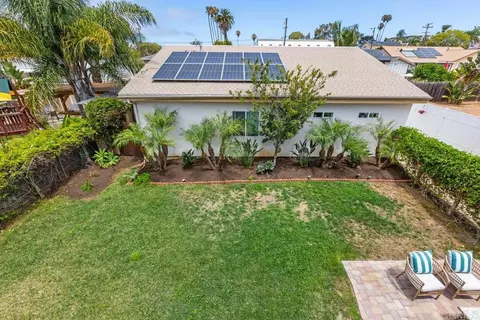 Exterior - 2016 Winchester St, Oceanside, CA 92054 photo 2 of 5