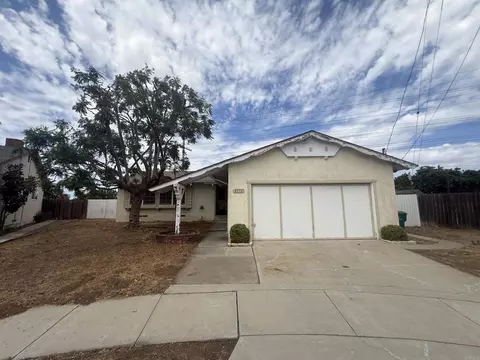 8772 Chantilly Ave, San Diego, CA 92123