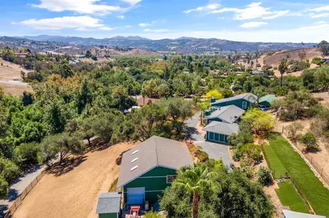 View/Area - 4439 La Canada, Fallbrook, CA 92028 photo 5 of 7