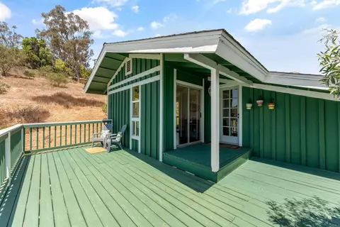 Exterior - 4439 La Canada, Fallbrook, CA 92028 photo 3 of 23