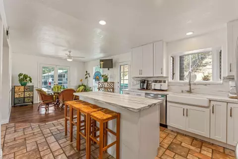 Kitchen - 4439 La Canada, Fallbrook, CA 92028 photo 2 of 4