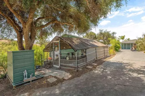 Exterior - 4439 La Canada, Fallbrook, CA 92028 photo 17 of 23