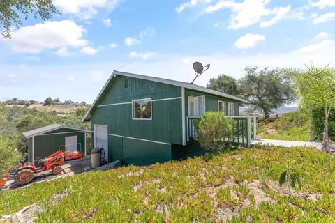 Exterior - 4439 La Canada, Fallbrook, CA 92028 photo 19 of 23