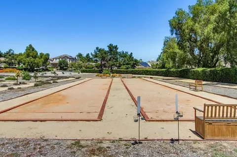 View/Area - 820 Culloden Ct, Fallbrook, CA 92028 photo 12 of 12