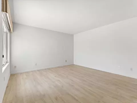 Living - 4938 Kalamis Way, Oceanside, CA 92056 photo 6 of 9