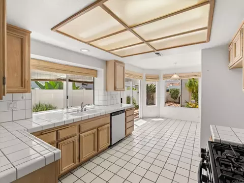 Kitchen - 4938 Kalamis Way, Oceanside, CA 92056 photo 1 of 2