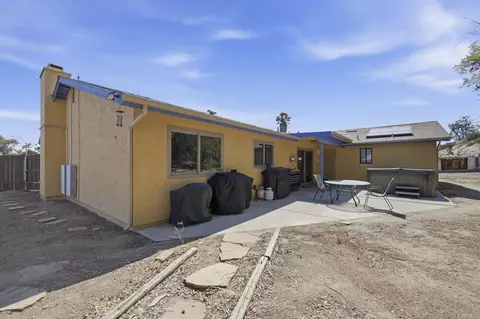 Exterior - 12446 Skyhigh Ct, El Cajon, CA 92021 photo 2 of 8