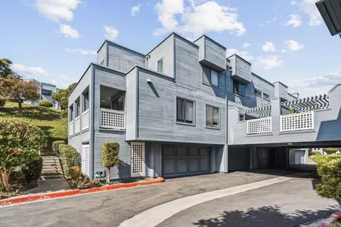 Exterior - 917 Intrepid Ct, Del Mar, CA 92014 photo 2 of 2