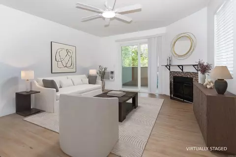 204 Woodland Pkwy #220, San Marcos, CA 92069