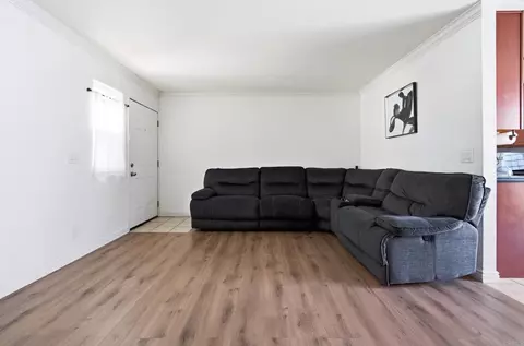 Living - 9220 Kenwood St #L, Spring Valley, CA 91977 photo 2 of 3