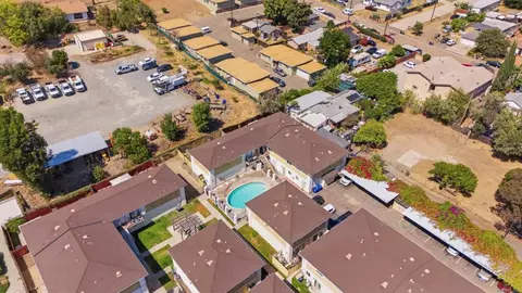 View/Area - 9220 Kenwood St #L, Spring Valley, CA 91977 photo 2 of 3