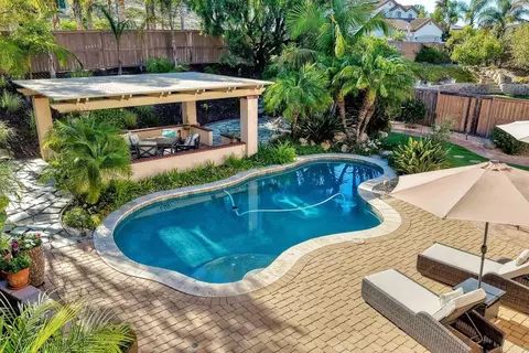 Exterior - 1151 Sunbright Dr, Oceanside, CA 92056 photo 12 of 21