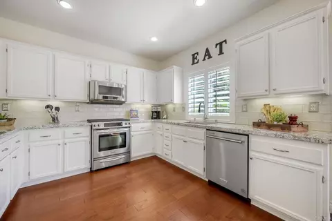 Kitchen - 1151 Sunbright Dr, Oceanside, CA 92056 photo 2 of 3