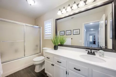 Bath - 1151 Sunbright Dr, Oceanside, CA 92056 photo 4 of 4