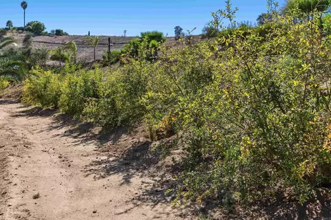 Other - 2777 Kingridge Dr, Fallbrook, CA 92028 photo 3 of 9