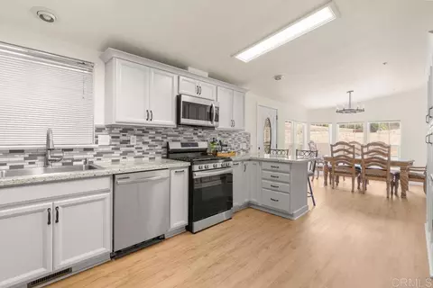 2051 Rainbow Glen Rd, Fallbrook, CA 92028 photo 16