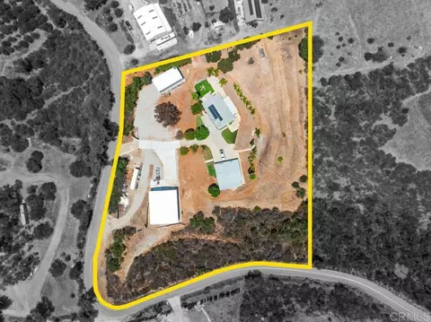 2051 Rainbow Glen Rd, Fallbrook, CA 92028 photo 3