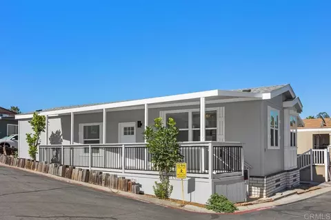 1638 Calavo Rd #43, Fallbrook, CA 92028 photo 2
