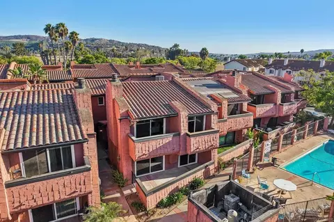 View/Area - 32078 Del Cielo Oeste, Bonsall, CA 92003 photo 1 of 7