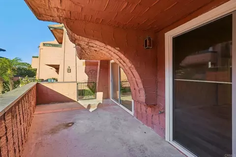 Exterior - 32078 Del Cielo Oeste, Bonsall, CA 92003 photo 2 of 4