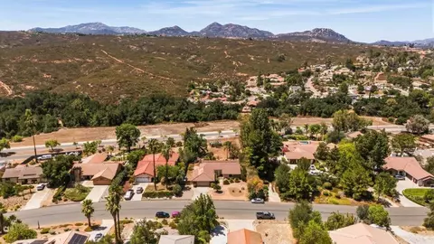 View/Area - 25641 Bellemore, Ramona, CA 92065 photo 6 of 11