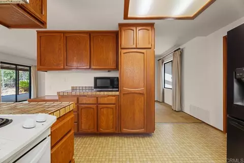 Kitchen - 25641 Bellemore, Ramona, CA 92065 photo 5 of 5