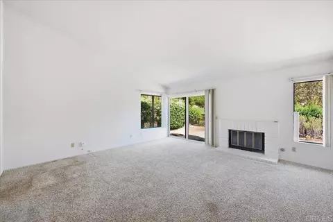 Living - 4308 Los Padres Dr, Fallbrook, CA 92028 photo 2 of 5