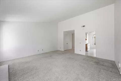 Living - 4308 Los Padres Dr, Fallbrook, CA 92028 photo 4 of 5