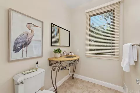 Bath - 602 Hymettus Ave, Encinitas, CA 92024 photo 1 of 3