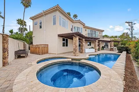 Exterior - 602 Hymettus Ave, Encinitas, CA 92024 photo 6 of 9