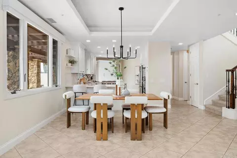 Dining - 602 Hymettus Ave, Encinitas, CA 92024 photo 2 of 3