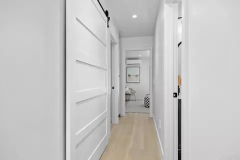 Entry Way - 1996 Ursina Pl, Encinitas, CA 92024 photo 1 of 1