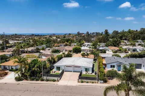 View/Area - 212 Gloxina St, Encinitas, CA 92024 photo 1 of 3
