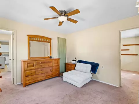 Bedroom - 5505 Rainbow Heights Rd, Fallbrook, CA 92028 photo 2 of 9