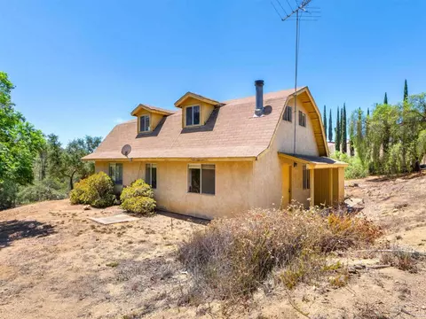 Exterior - 5505 Rainbow Heights Rd, Fallbrook, CA 92028 photo 7 of 8