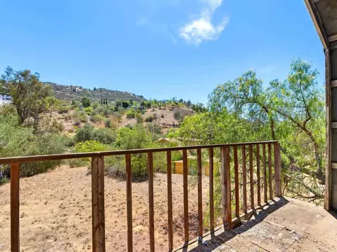 Exterior - 5505 Rainbow Heights Rd, Fallbrook, CA 92028 photo 4 of 8