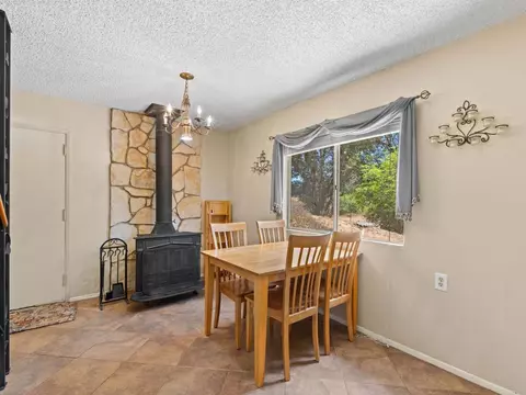 Dining - 5505 Rainbow Heights Rd, Fallbrook, CA 92028 photo 1 of 3